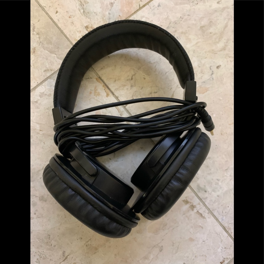 Neewer Studio NW-2000 Monitor Headphone Dynamic Rotatable Headsets